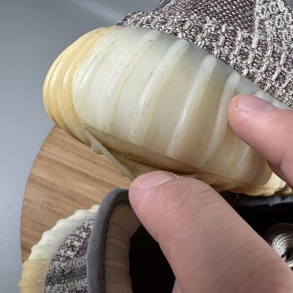 Adidas Yeezy Boost 350 V2 Men's Size 10 Zyon Beige Brown Sneaker FZ1267 - Picture 8 of 9